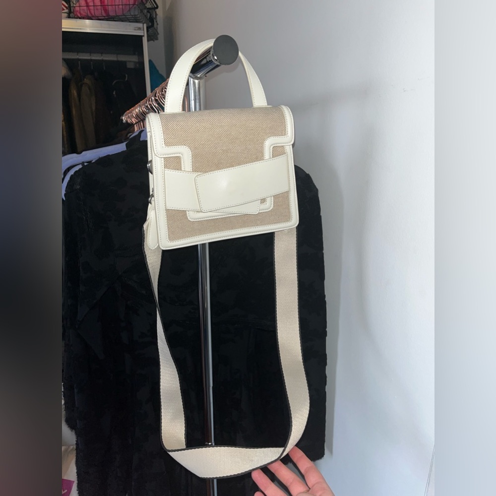 Women’s bob ore purse